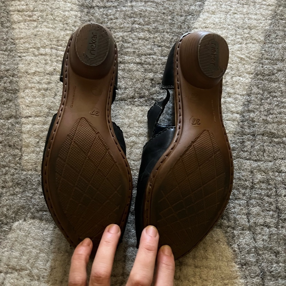 Leather shoes - Picture 3 of 9
